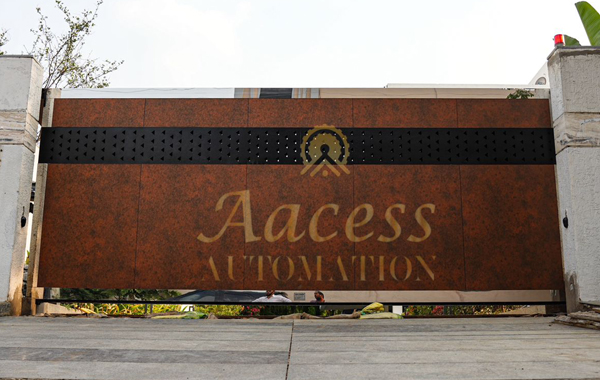 Automatic Cantilever Gate